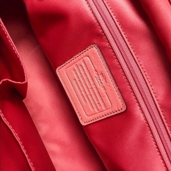 Coach Madison gathered purse - Picture 4 of 7